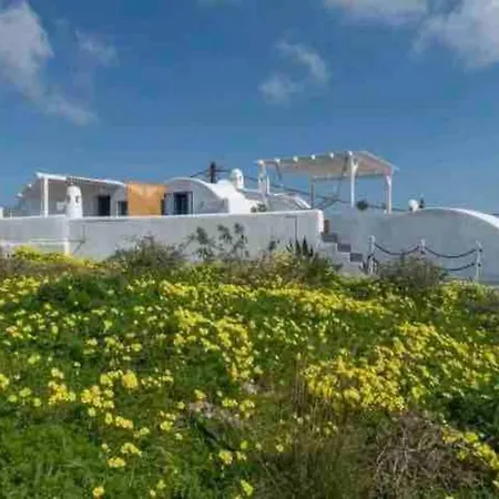 Jaccuzzi Romantic Suite In Firostefani,Sea View! Fira  Exterior photo